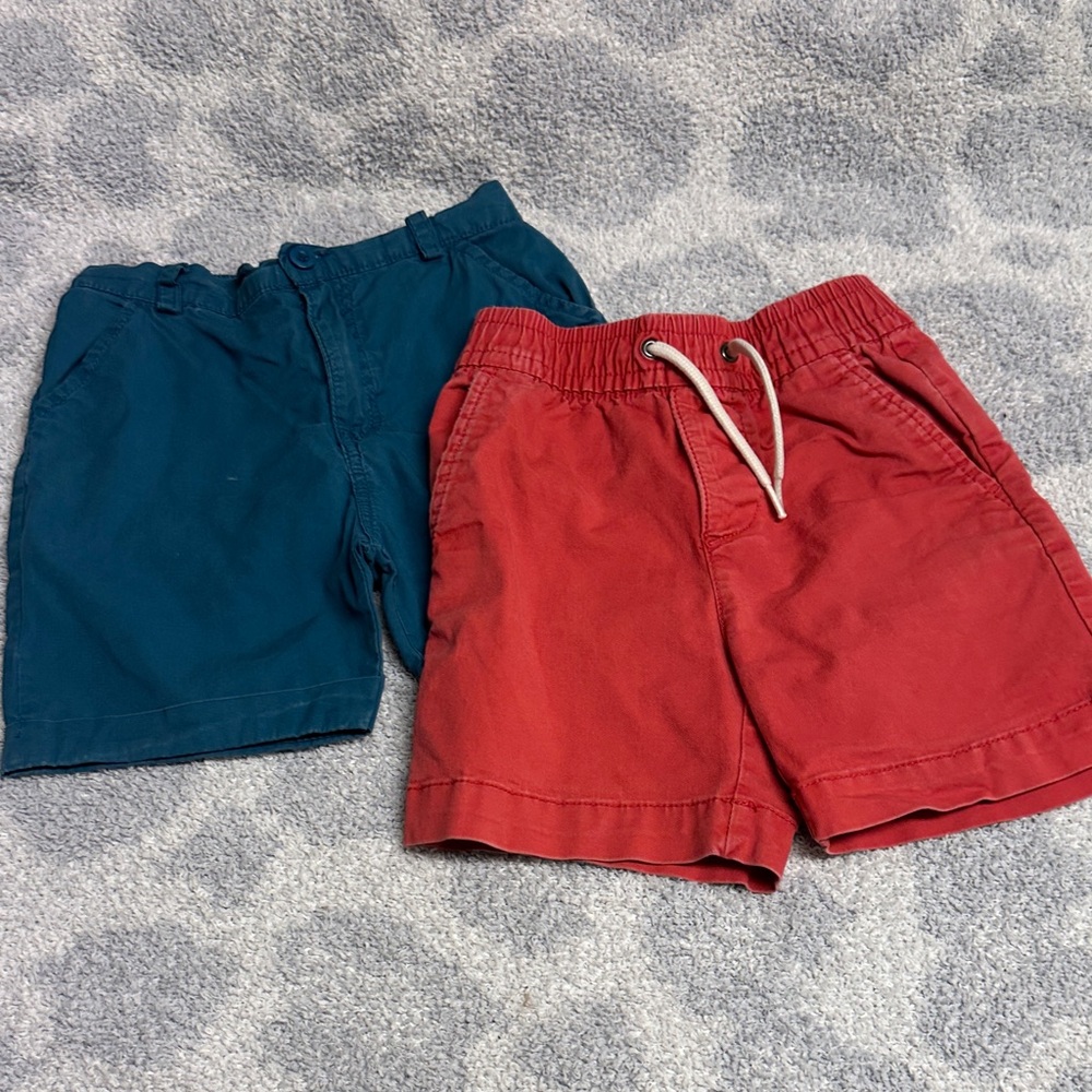 2T GAP Kids Red and Blue Shorts Duo